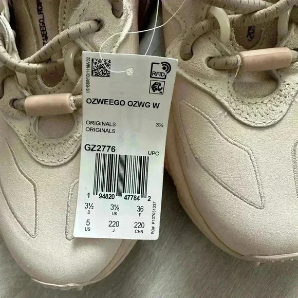 New Adidas Ozweego Ozwg Womens Shoes - Picture 5 of 6